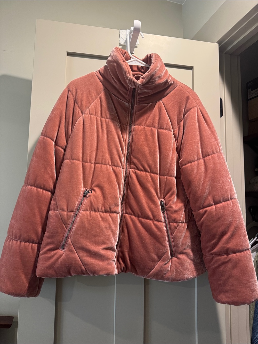 dylan Quilted Velvet Puffer Jacket - Dusty Rose